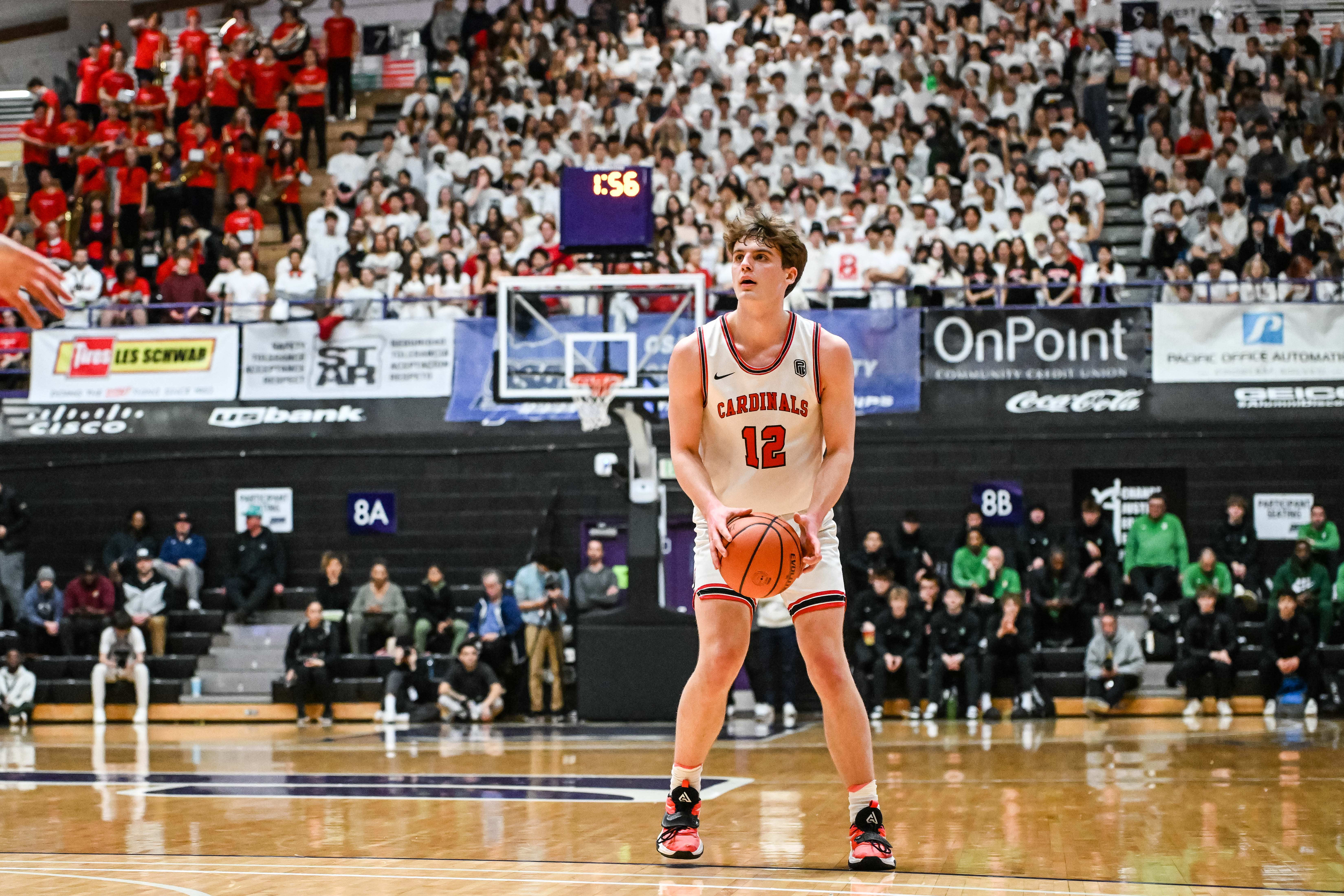 Lincoln Gresham 6A Oregon boys basketball quarterfinal Naji Saker -60